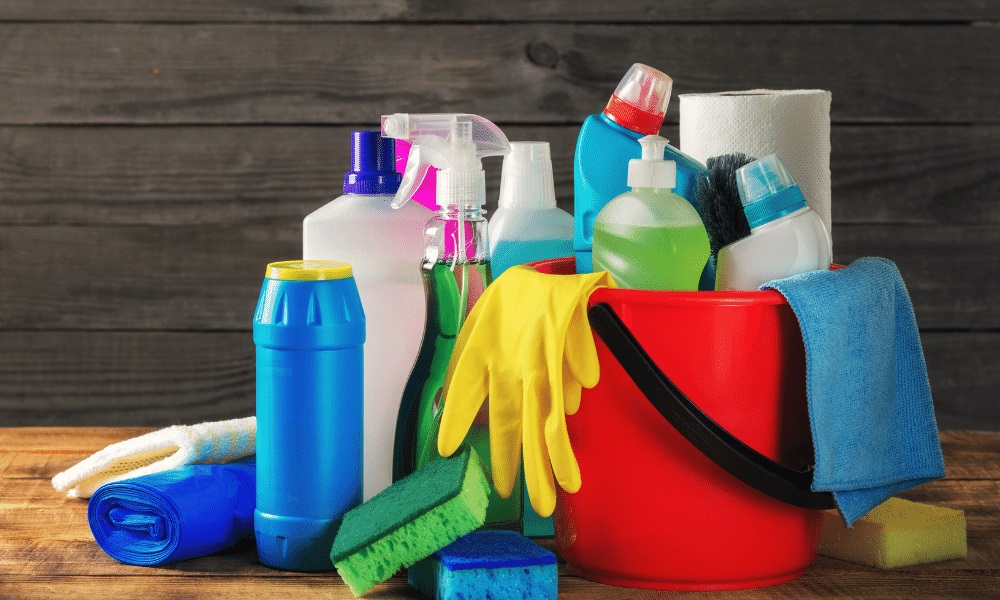 Eco-Friendly Cleaning Products and Practices