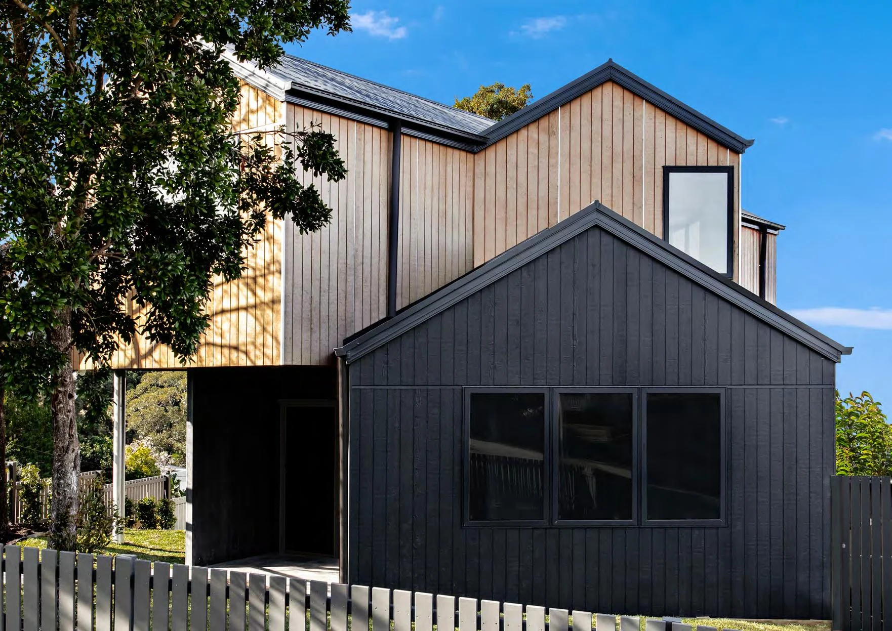 Transform Your Space with Burnt Timber Cladding: A Unique and Sustainable Design Choice